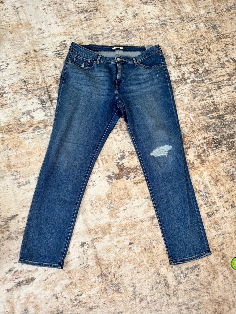 Levi Strauss 311 Shaping Skinny Jeans plus-size 20W -Distressed Mid-Rise Stretch